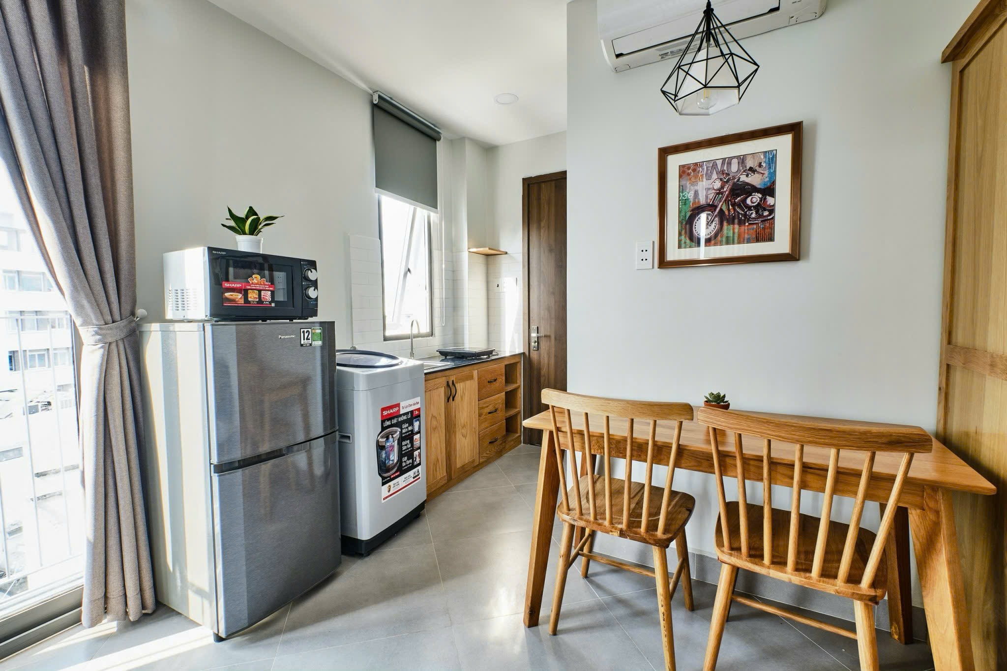 CĂN HỘ BAN CÔNG THOÁNG CỬA SỔ RỘNG VIEW TOÀN CẢNH Ở TRUNG TÂM QUẬN PHÚ NHUẬN ảnh 5