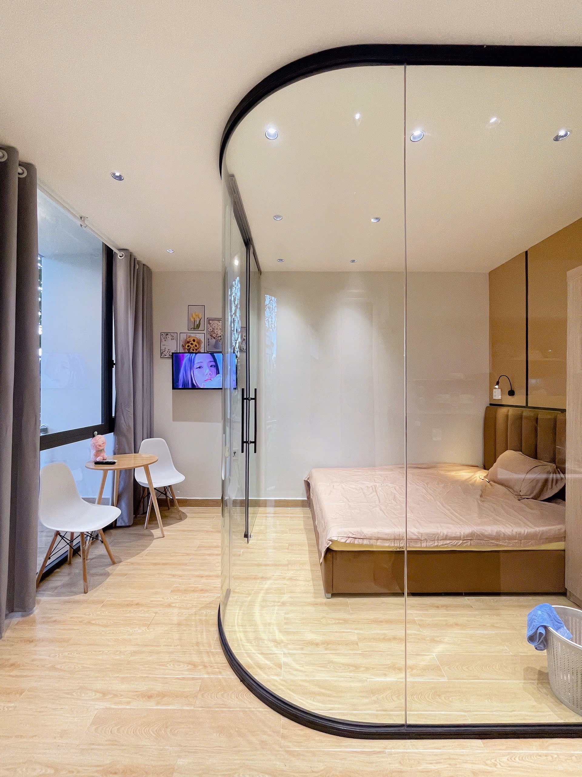 CĂN HỘ 1 PHÒNG NGỦ CAO CẤP BAN CÔNG THIẾT KẾ HIỆN ĐẠI Ở TRƯỜNG SA