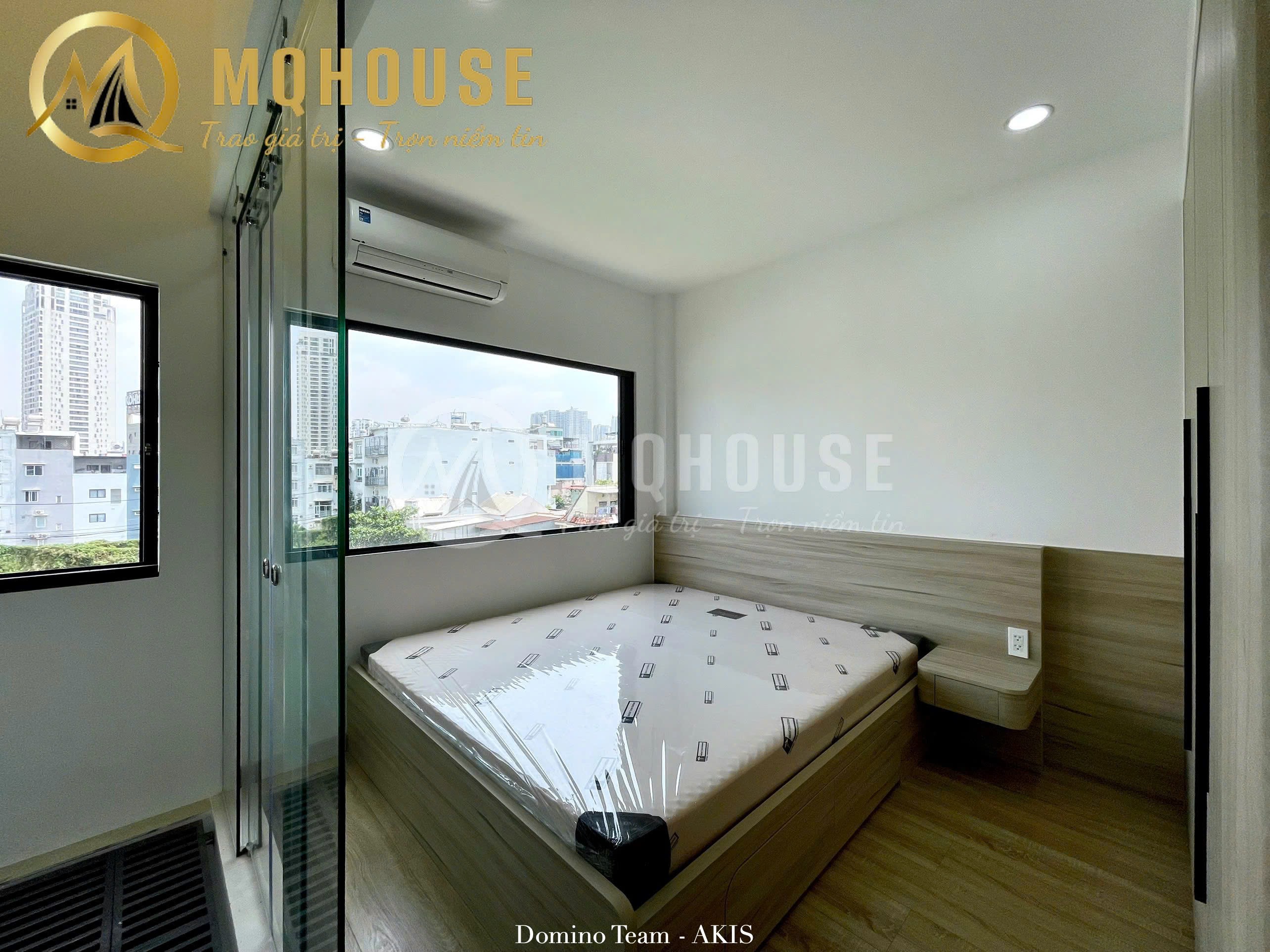 CĂN HỘ 1 PHÒNG NGỦ CAO CẤP CỬA SỔ LỚN FULL NỘI THẤT Ở SÁT QUẬN 1