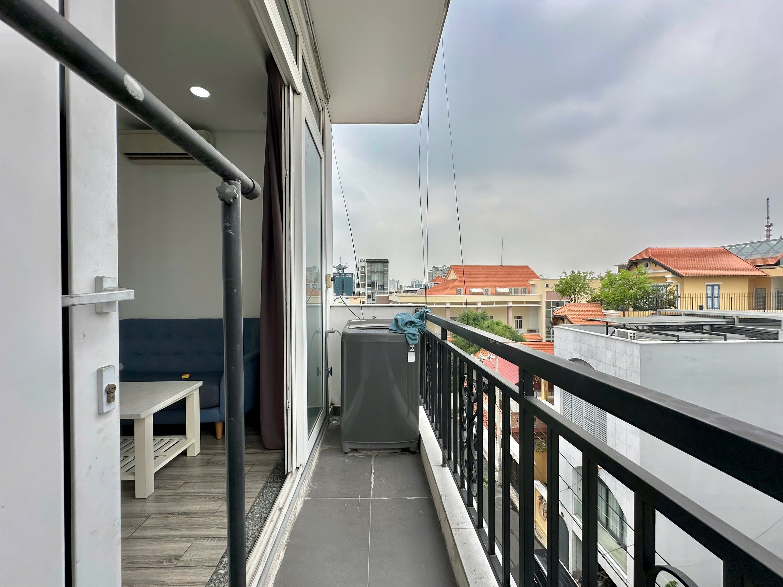 CĂN HỘ 1 PHÒNG NGỦ BAN CÔNG FULL NỘI THẤT CAO CẤP Ở LÊ VĂN SỸ SÁT QUẬN 3 ảnh 4