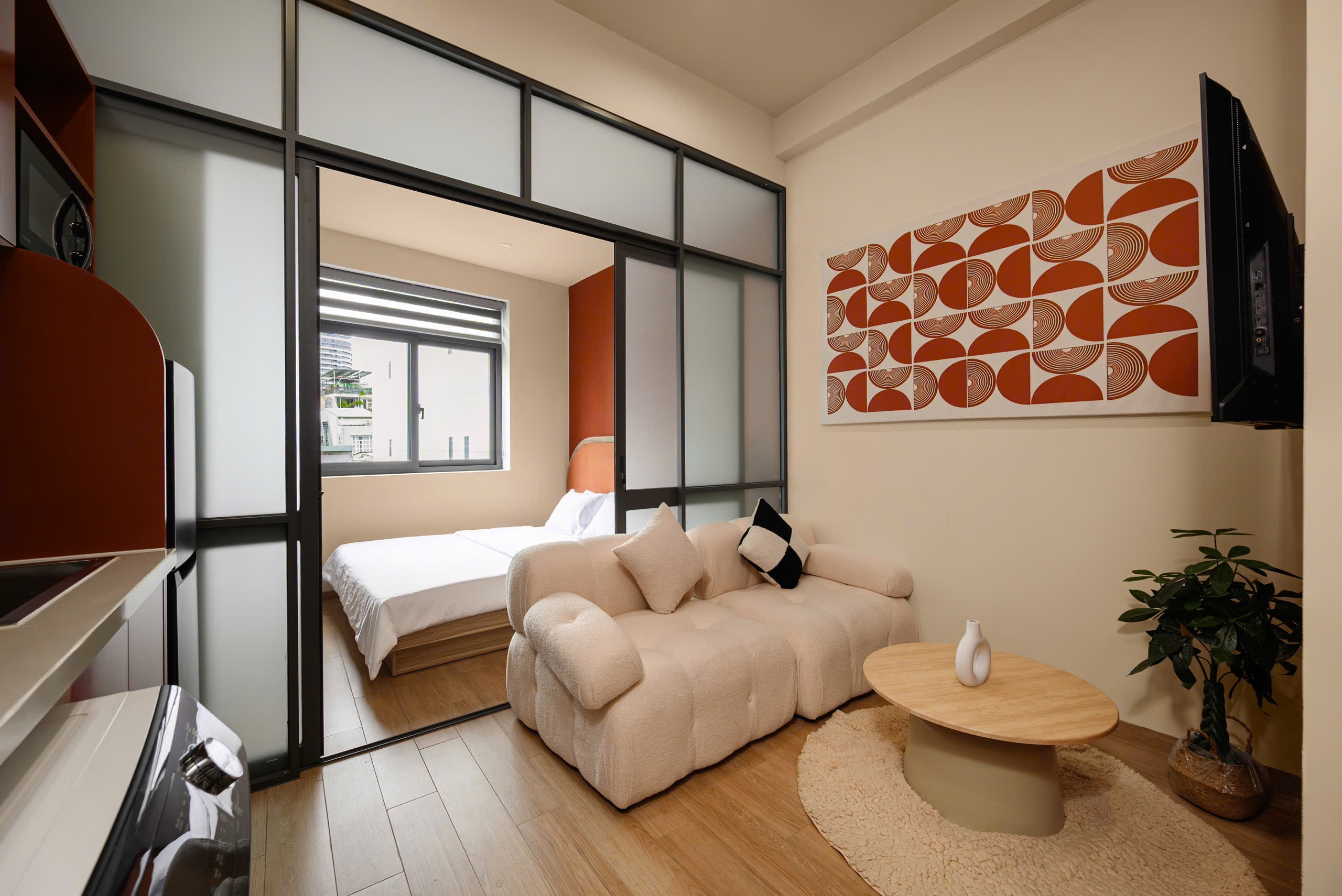 ✨ CĂN HỘ DỊCH VỤ 1PN CAO CẤP XÔ VIẾT NGHỆ TĨNH – GẦN HÀNG XANH, LANDMARK 81 & CÁC QUẬN TRUNG TÂM ✨