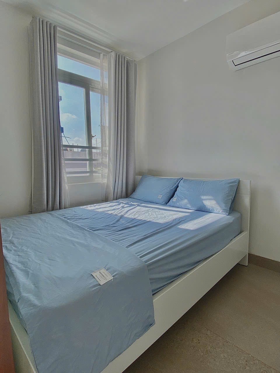 CĂN HỘ 1 PHÒNG NGỦ CAO CẤP BAN CÔNG NHIỀU CỬA SỔ THOÁNG NỘI THẤT CAO CẤP Ở PHẠM VIẾT CHÁNH