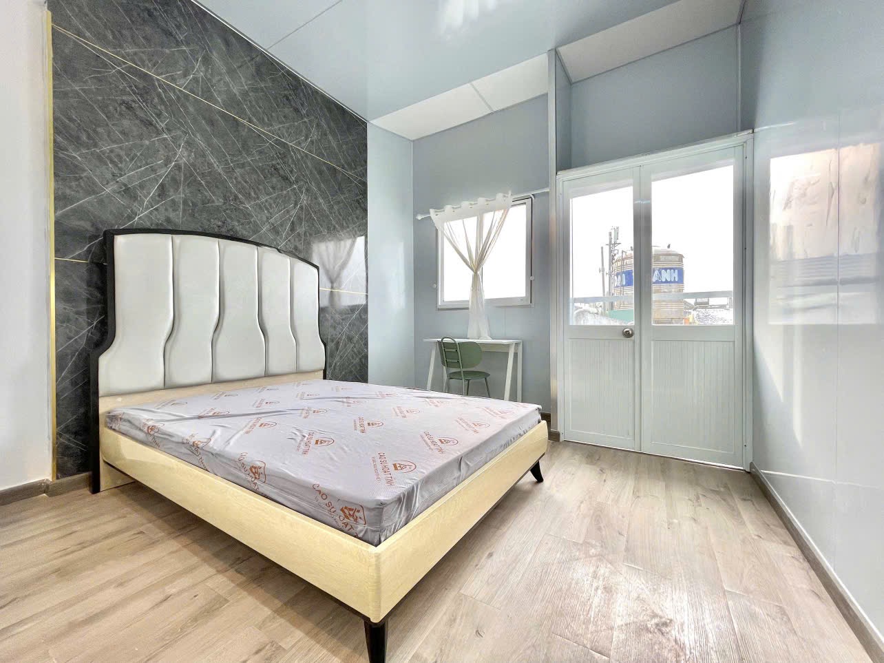 CĂN HỘ 2 PHÒNG NGỦ Ở NGUYỄN GIA TRÍ FULL NỘI THẤT CAO CẤP VIEW LANDMARK