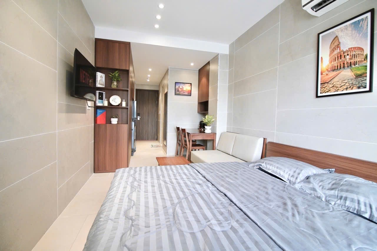 CĂN HỘ CAO CẤP BAN CÔNG LỚN BẾP XA GIƯỜNG NHÀ THANG MÁY CÓ BẢO VỆ Ở NGUYỄN KIỆM DỄ ĐI SÂN BAY