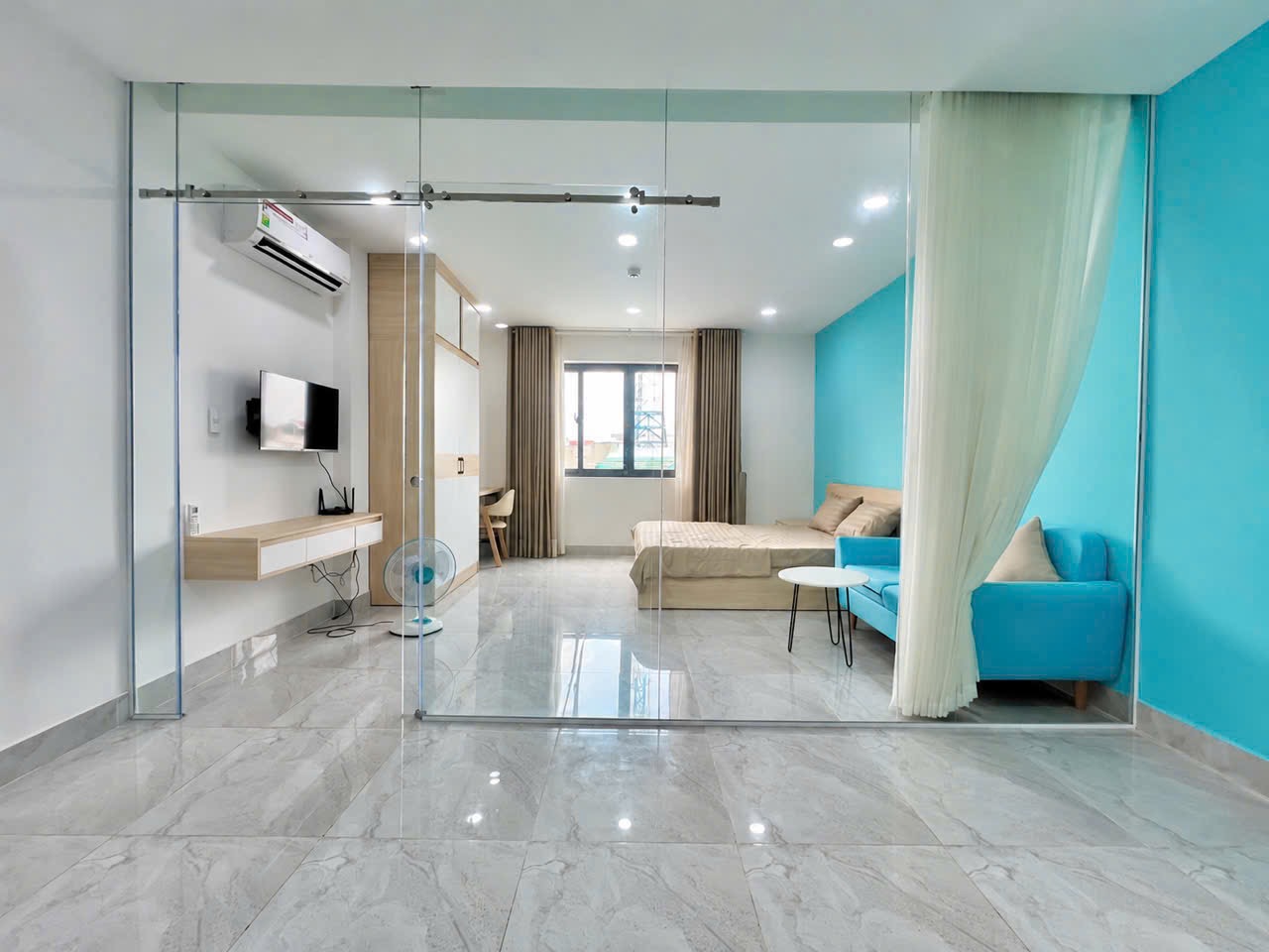 CĂN HỘ 1 PHÒNG NGỦ CỬA SỔ LỚN MÁY GIẶT RIÊNG Ở THÍCH QUẢNG ĐỨC SÁT QUẬN 1