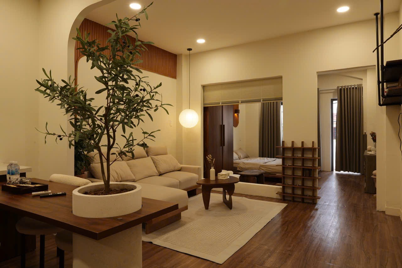 CĂN HỘ CAO CẤP 1 PHÒNG NGỦ 55m2 BAN CÔNG LỚN PHÒNG KHÁCH RỘNG KHU BẾP RIÊNG Ở TRẦN QUANG KHẢI QUẬN 1
