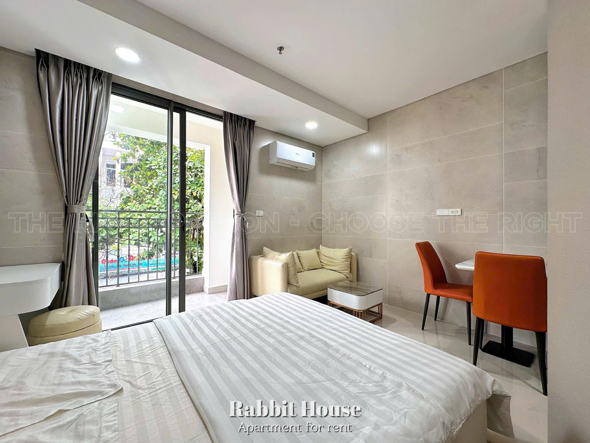 Chung cư mini 1 phòng ngủ ban công lớn-máy giặt riêng-thang máy-có bảo vệ/XVNT Bình Thạnh, gần Ngã Tư Hàng Xanh, Landmark 81, Giáp quận 1